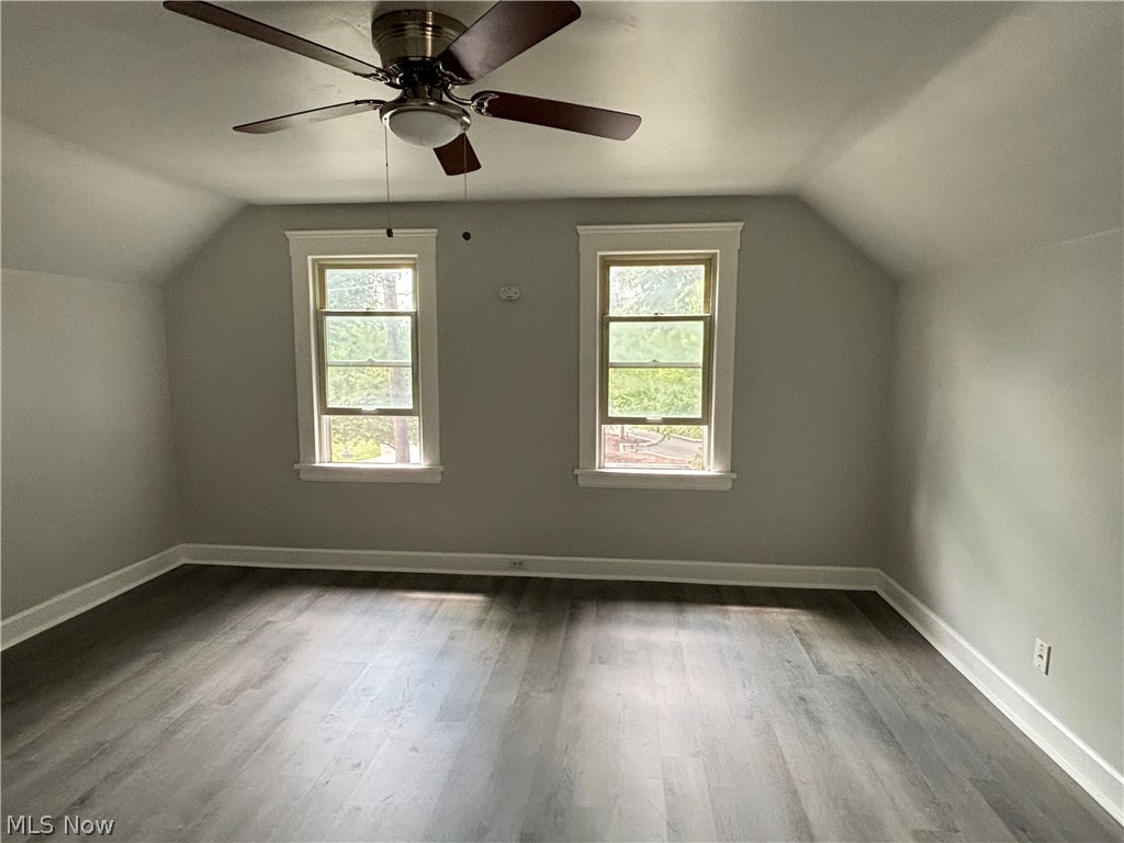 James Hoyts Add - Residential Lease