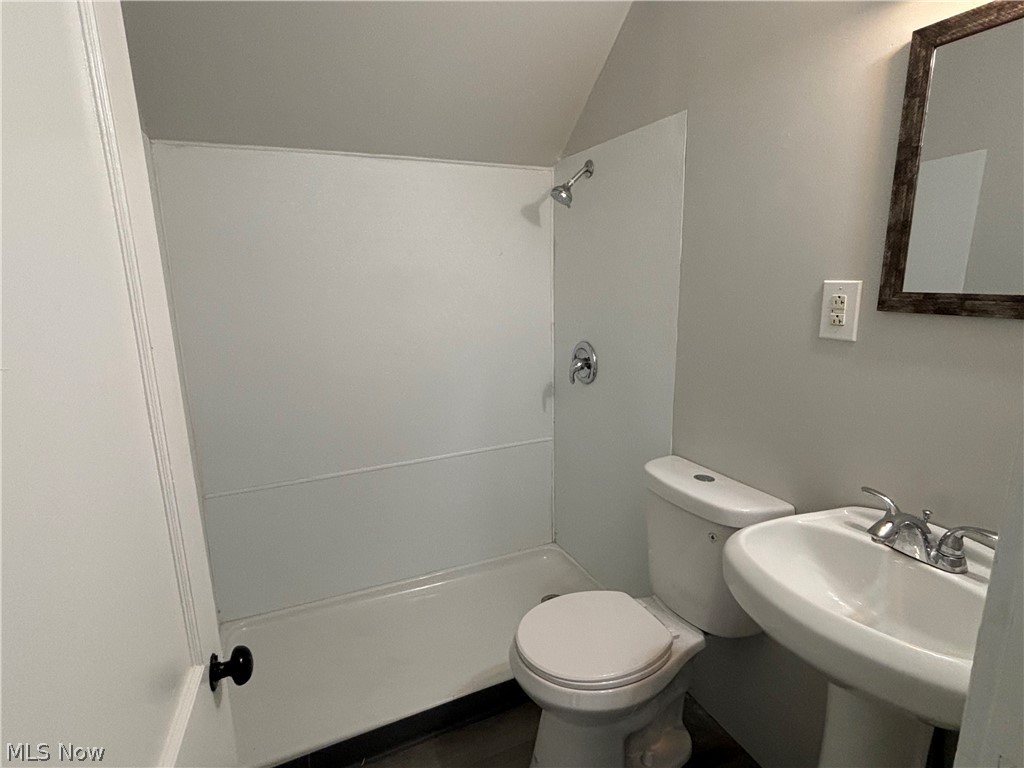 James Hoyts Add - Residential Lease