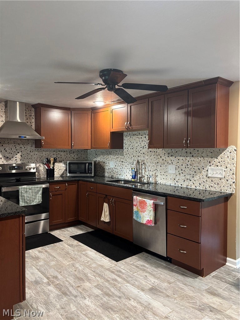121 Bethesda Circle