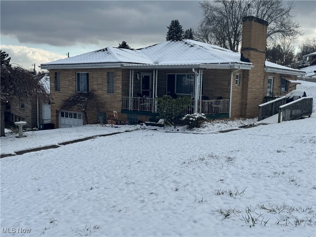 Photo of 2632 Chestnut Street, Steubenville, OH 43932 (MLS # 5175514)