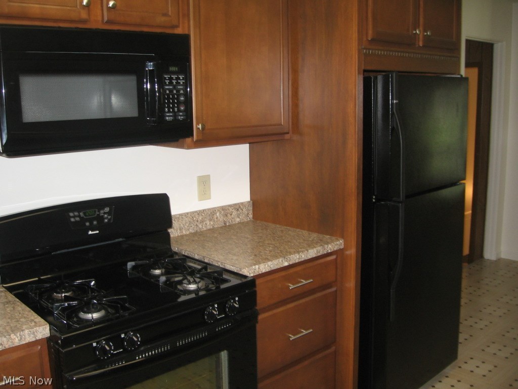 Regency Park - Residential Lease