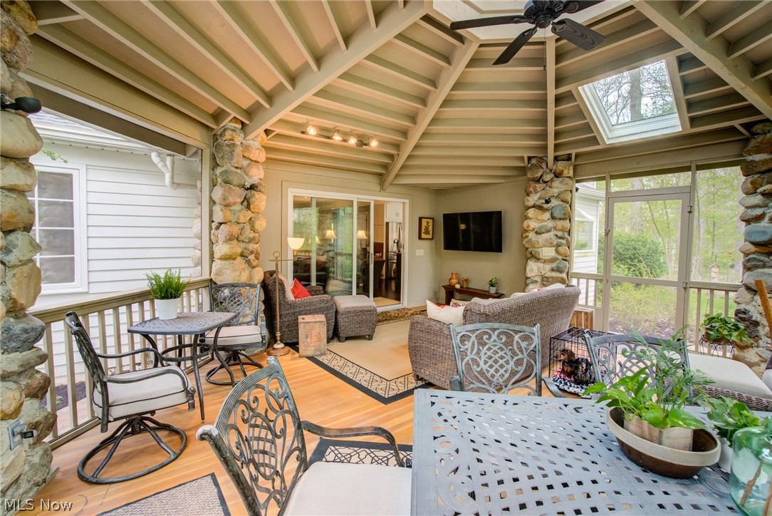 White Horse Acres - Residential