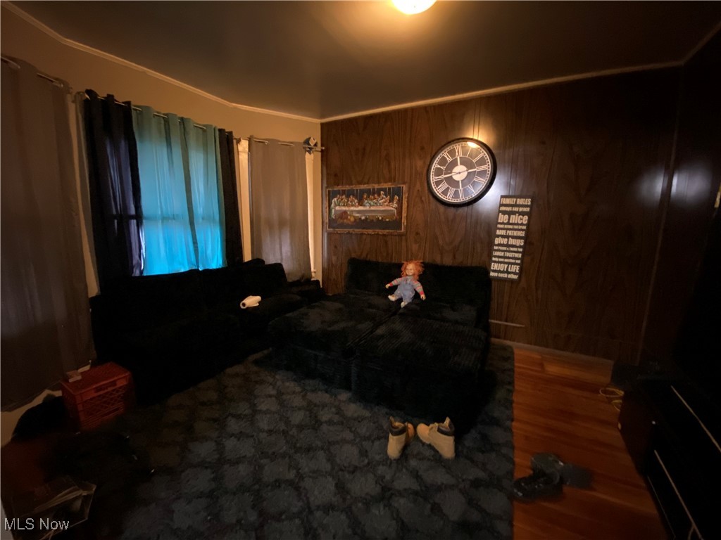 J Gallups - Residential Income