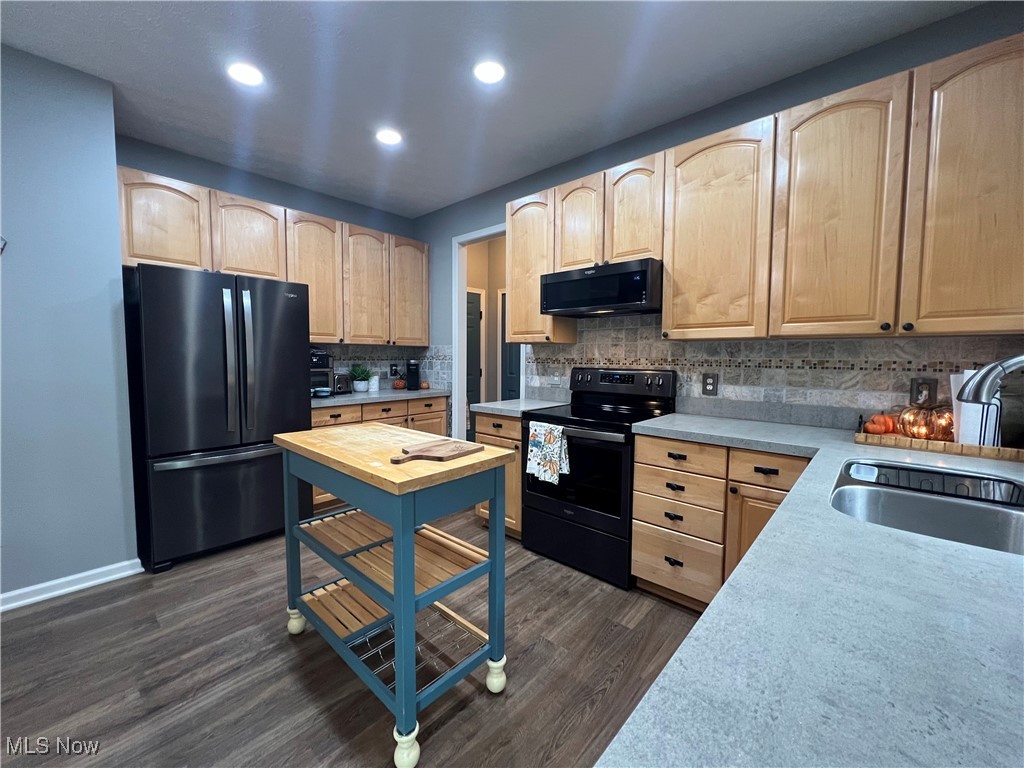 Rolling Brooke Sub Ph III - Residential