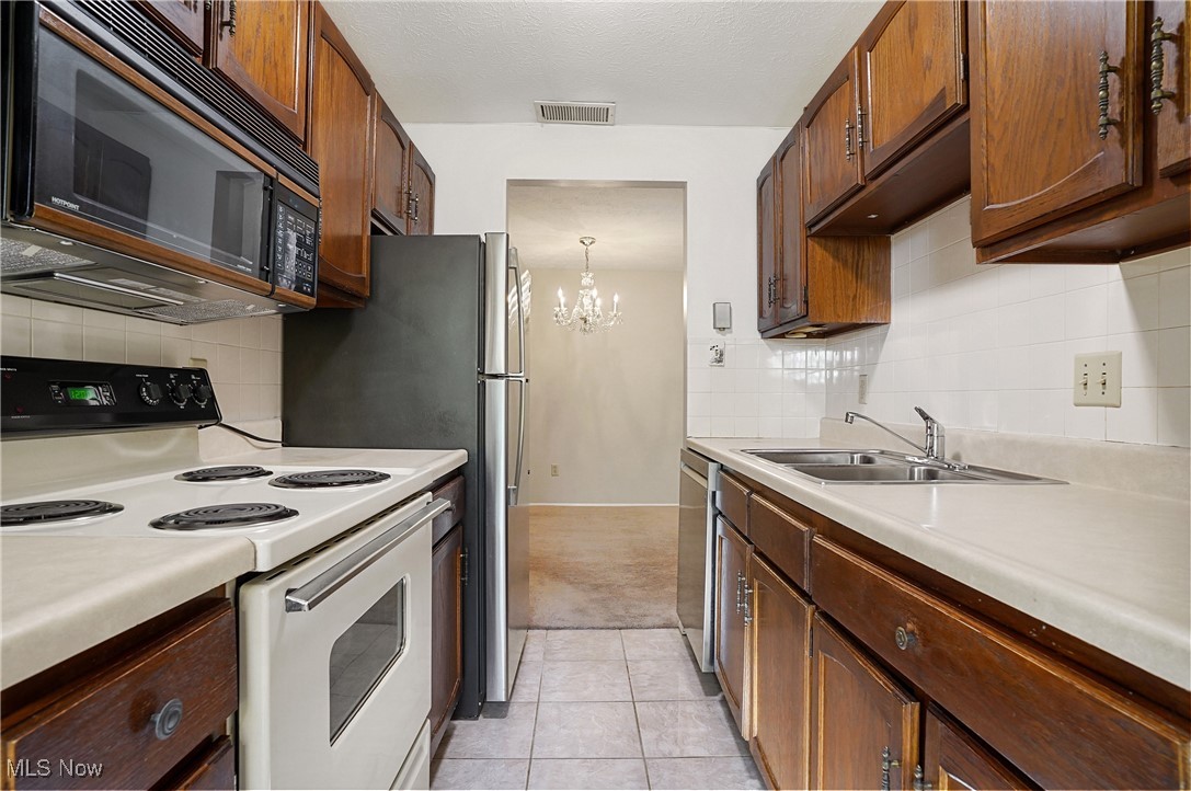 Silver Lake Towers Condo - Residential