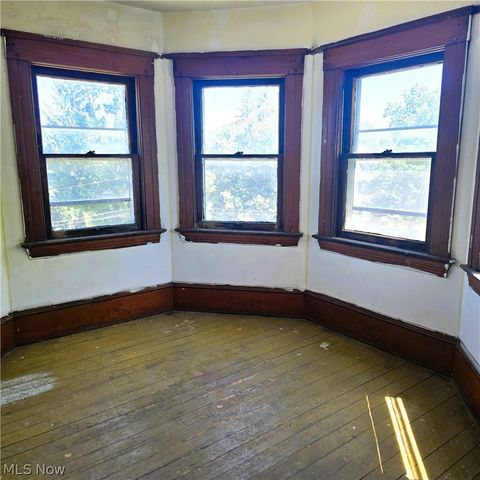 Tiny photo for 1550 Grace Avenue, Lakewood, OH 44107 (MLS # 5221842)