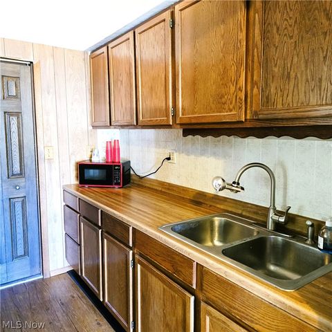 Tiny photo for 1550 Grace Avenue, Lakewood, OH 44107 (MLS # 5221842)