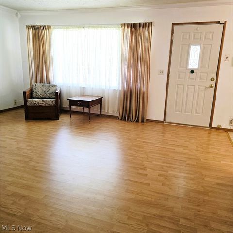 Tiny photo for 1550 Grace Avenue, Lakewood, OH 44107 (MLS # 5221842)