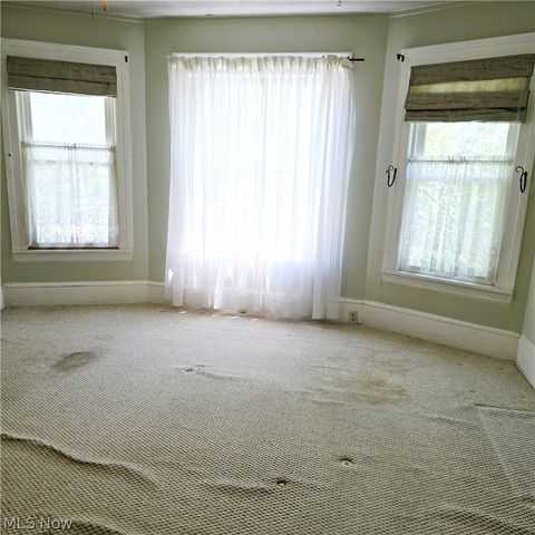 Tiny photo for 1550 Grace Avenue, Lakewood, OH 44107 (MLS # 5221842)