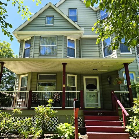 Photo of 1550 Grace Avenue, Lakewood, OH 44107 (MLS # 5221842)