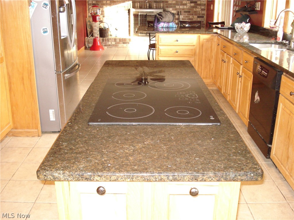 Connecticut Western Reserve - Residential