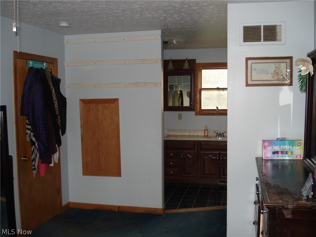 Connecticut Western Reserve - Residential