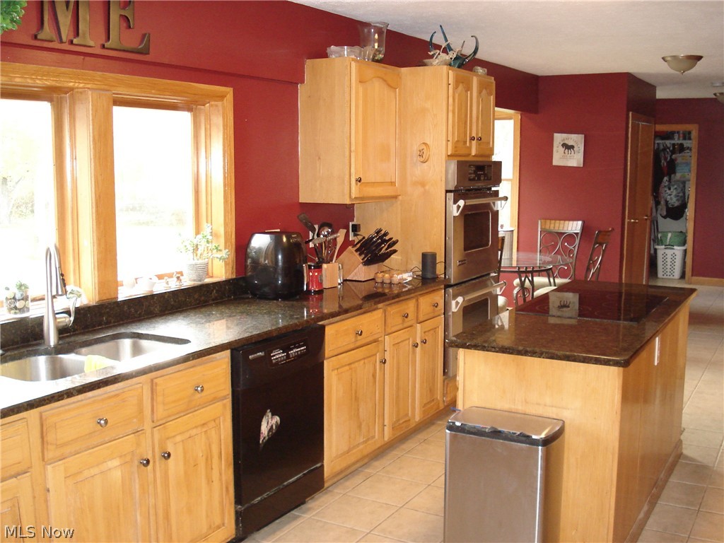 Connecticut Western Reserve - Residential