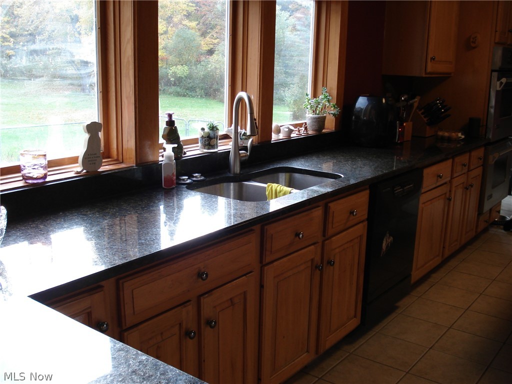 Connecticut Western Reserve - Residential