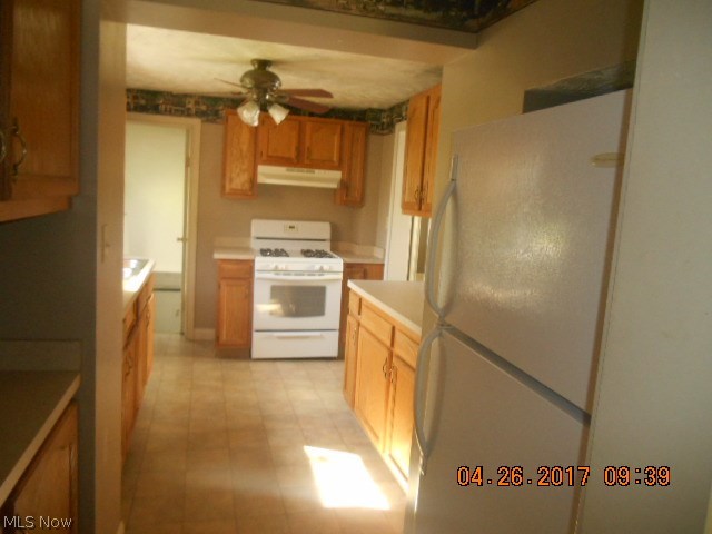 D E Kelley - Residential