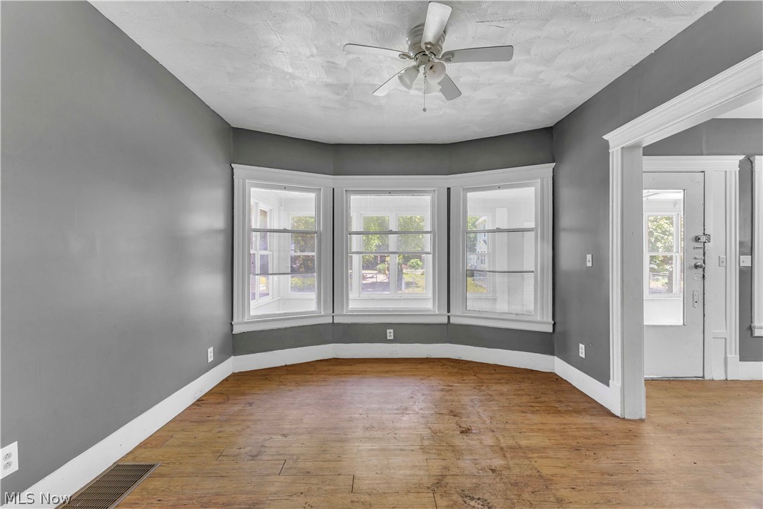 1420 E 85th Street