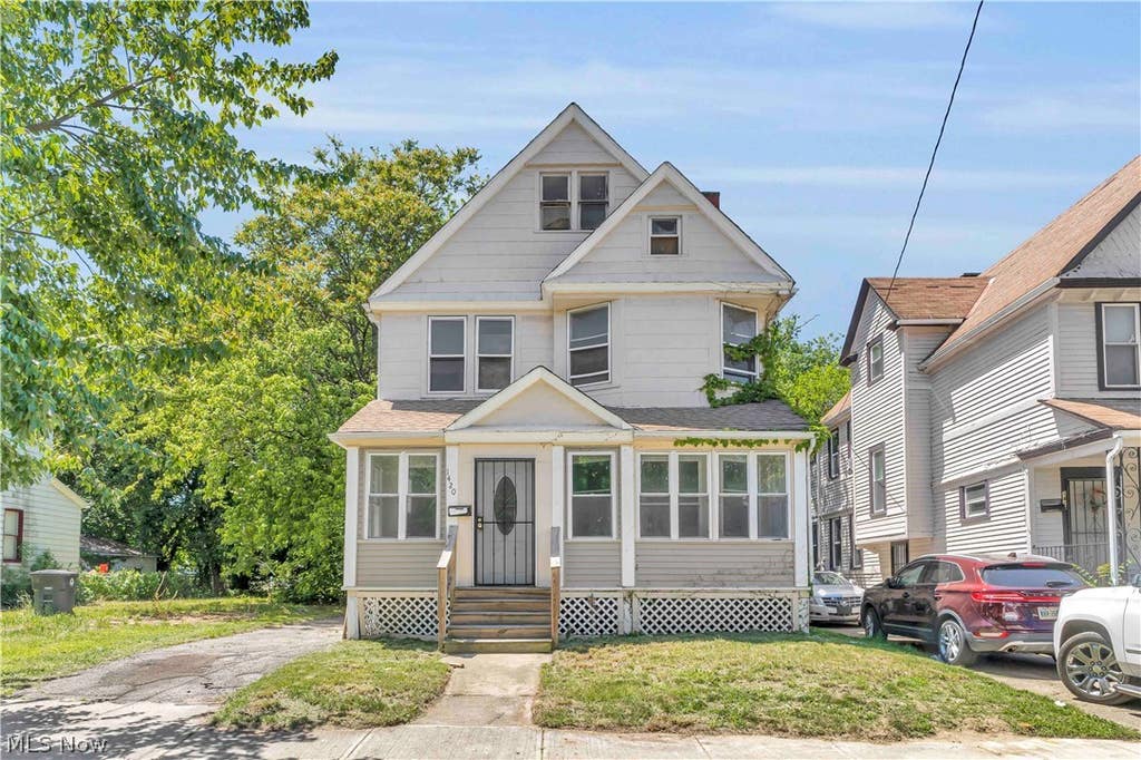 Photo of 1420 E 85th Street, Cleveland, OH 44106 (MLS # 5215640)