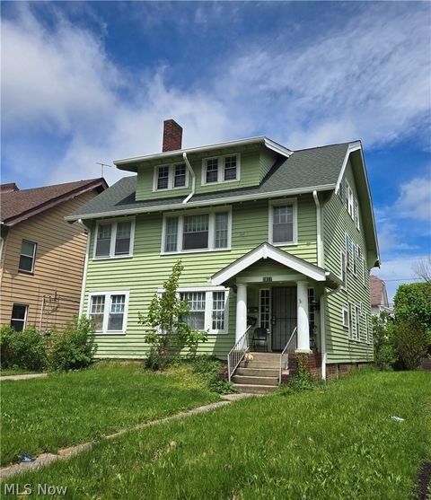 Multifamily For Sale - 2827 Avondale Avenue<br/> Cleveland Heights, OH 44118
