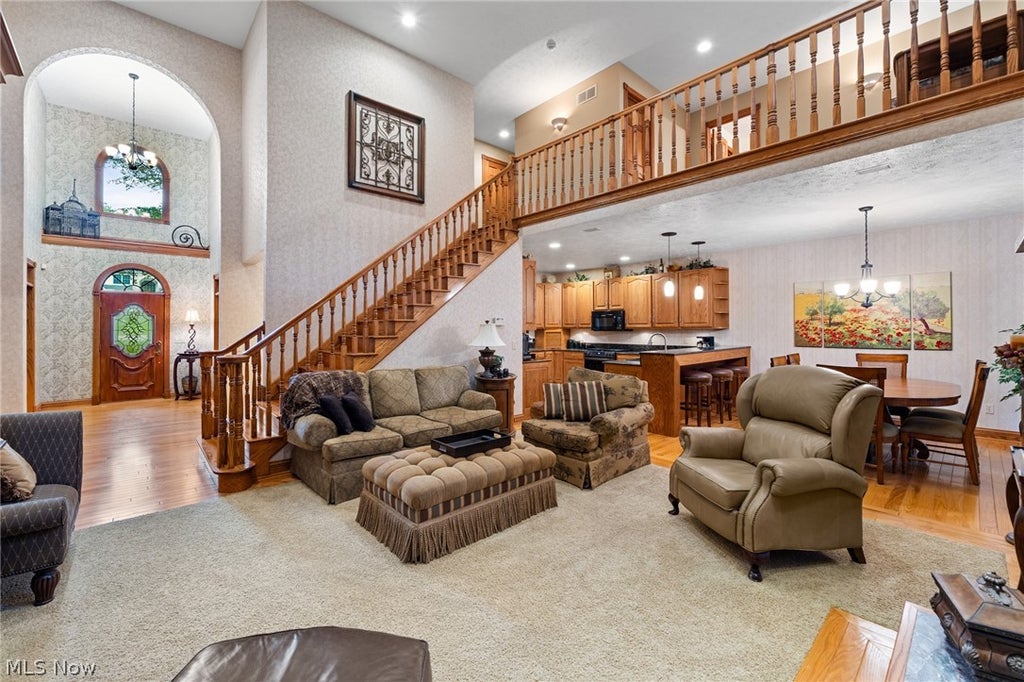 Photo of 189 Ballantrae Drive, Sagamore Hills, OH 44067 (MLS # 5206523)