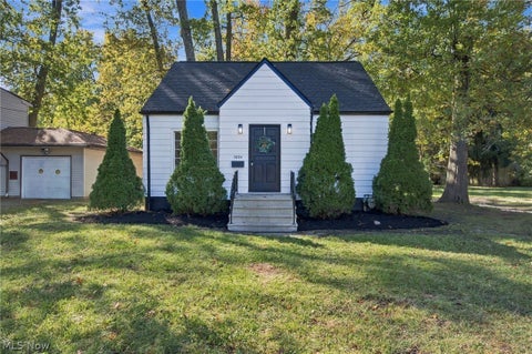 Photo of 3894 Clague Road, North Olmsted, OH 44070 (MLS # 5252433)
