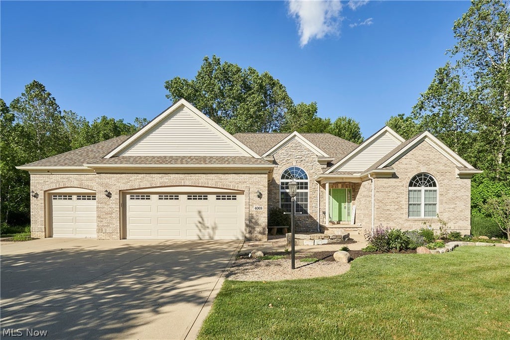 Photo of 4068 Forest Run Circle, Medina, OH 44256 (MLS # 5215388)