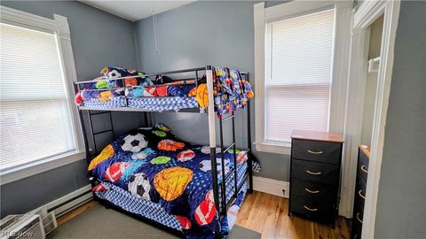 Tiny photo for 1506 Avery Street, Parkersburg, WV 26101 (MLS # 5198110)