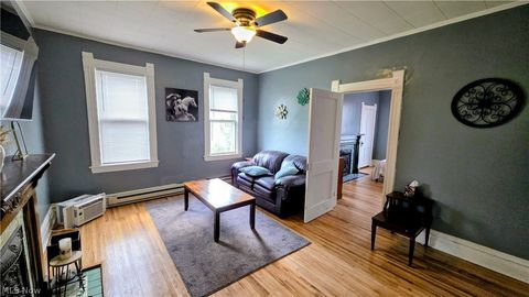 Tiny photo for 1506 Avery Street, Parkersburg, WV 26101 (MLS # 5198110)