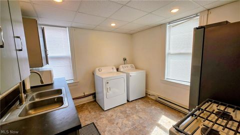 Tiny photo for 1506 Avery Street, Parkersburg, WV 26101 (MLS # 5198110)