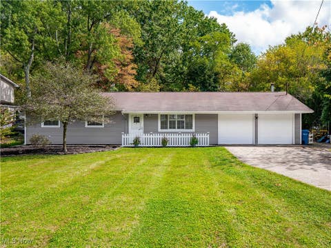 Photo for 9749 E River Road N