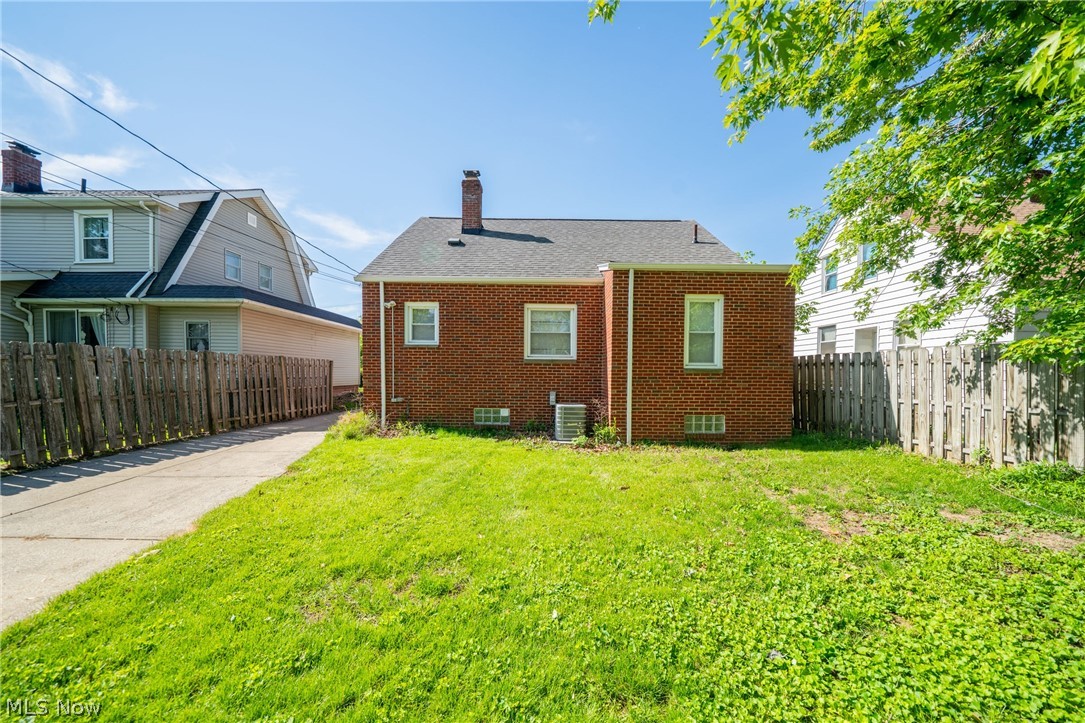 Pontiac Park - Residential