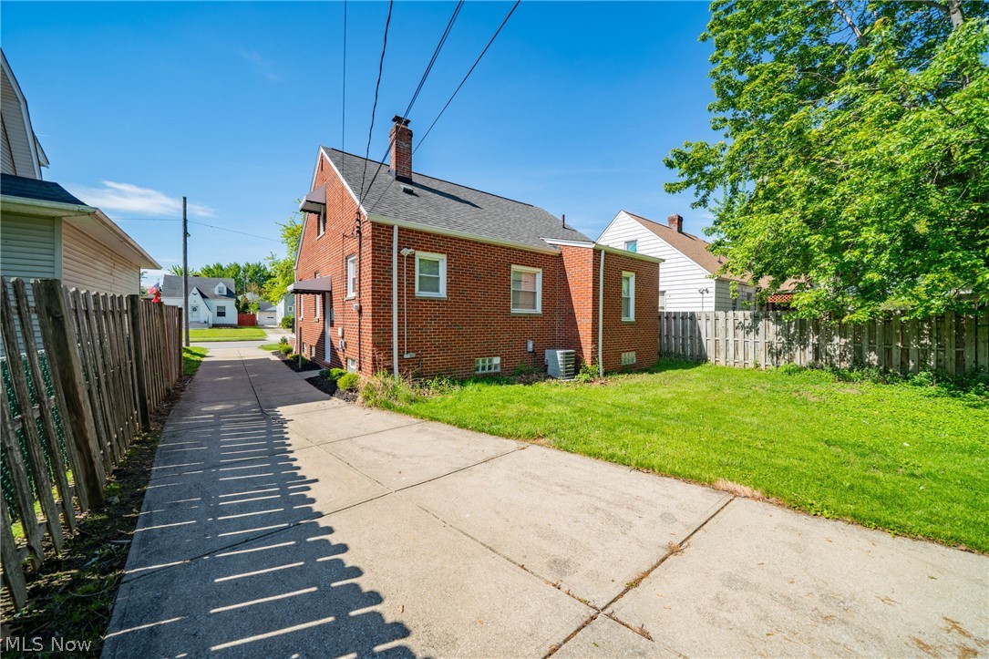 Pontiac Park - Residential
