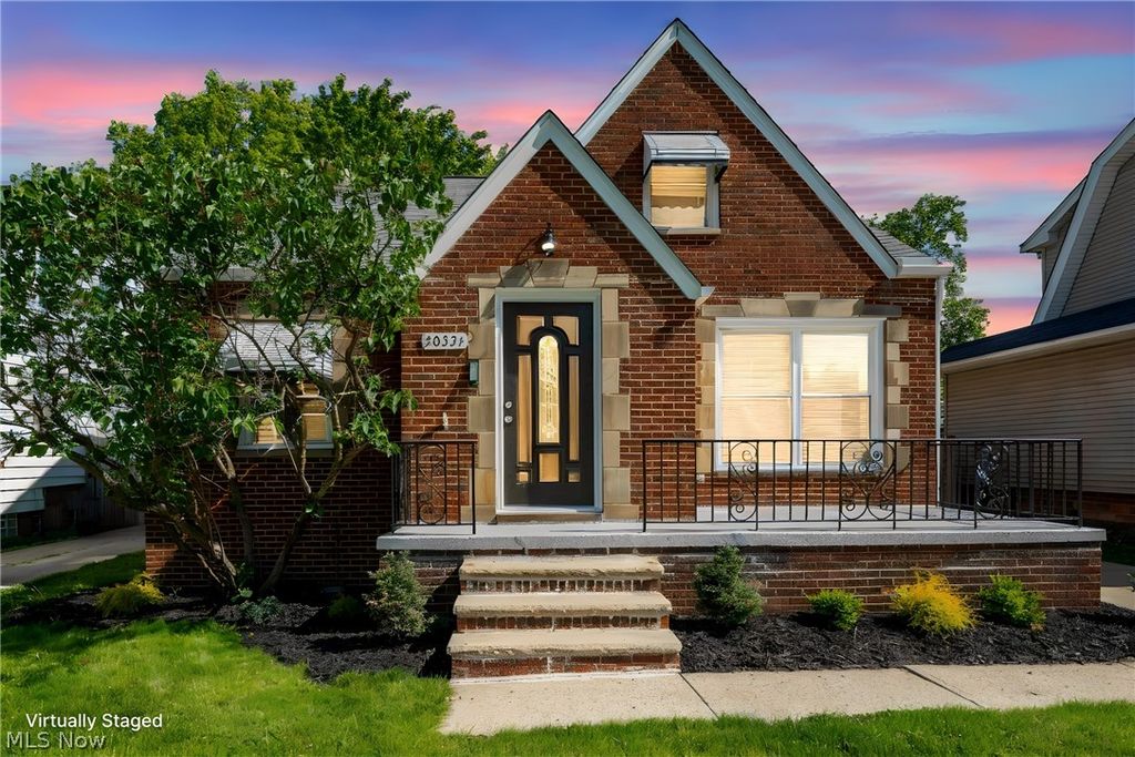 Photo of 20331 S Lake Shore Boulevard, Euclid, OH 44123 (MLS # 5210641)