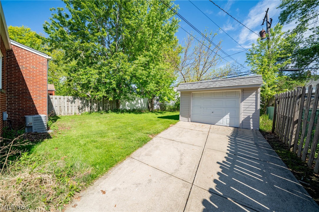 Pontiac Park - Residential