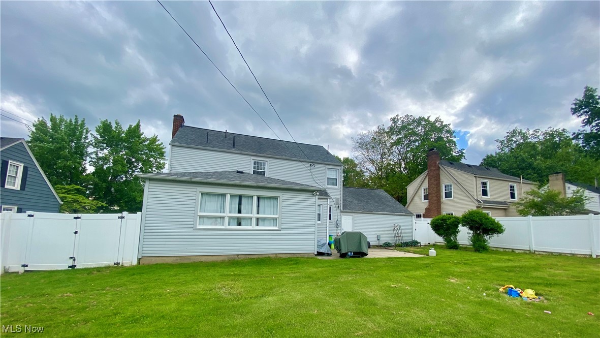 3095 Foster Drive, Warren, Ohio image 12
