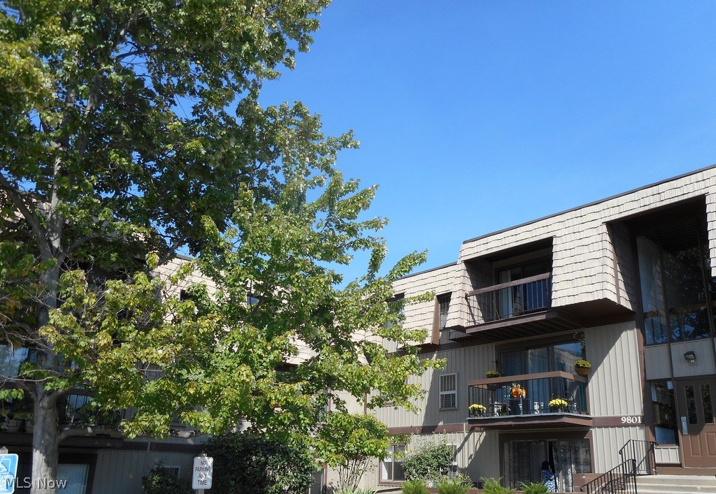 Sunrise Cove Condo 5 - Residential