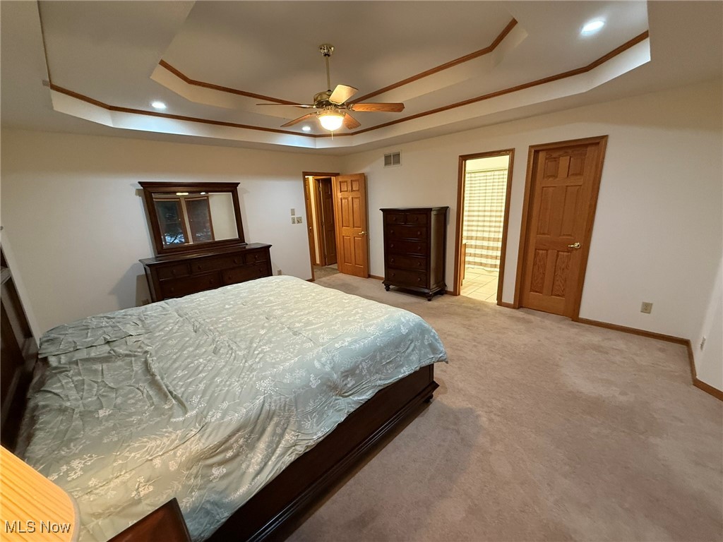 524 Oakdale Drive, Dover, Ohio image 13