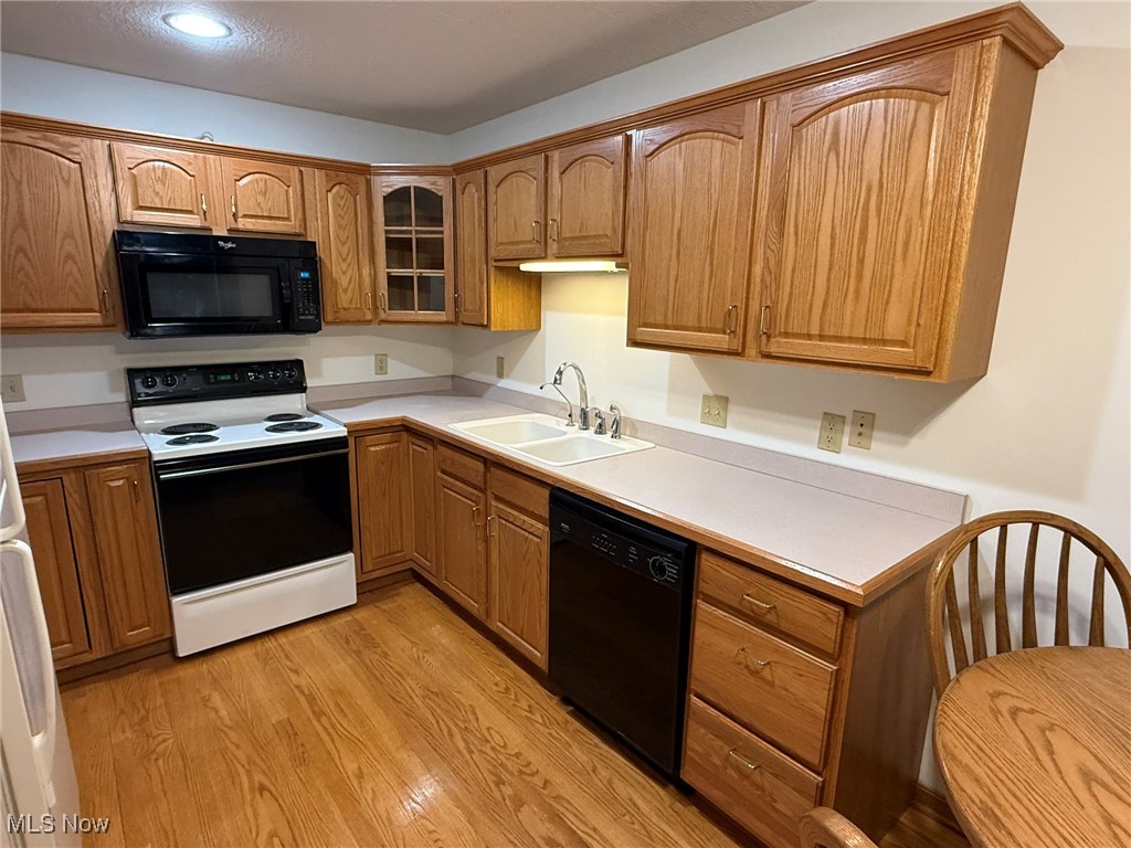 524 Oakdale Drive, Dover, Ohio image 6