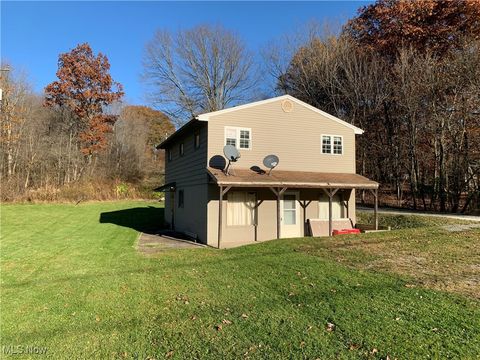 Homes For Sale - 14540 Birch Road<br/> East Liverpool, OH 43920