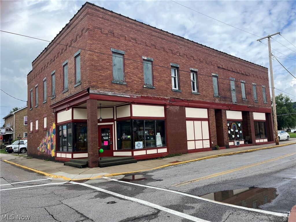 302 N 4th Street