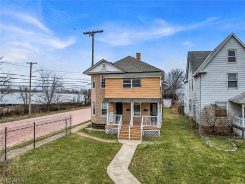 Multifamily For Sale - 1476 W 107th Street<br/> Cleveland, OH 44102