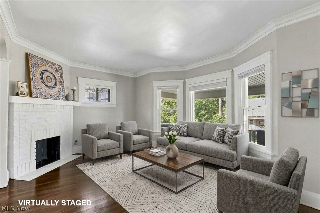 1221 Brockley Avenue