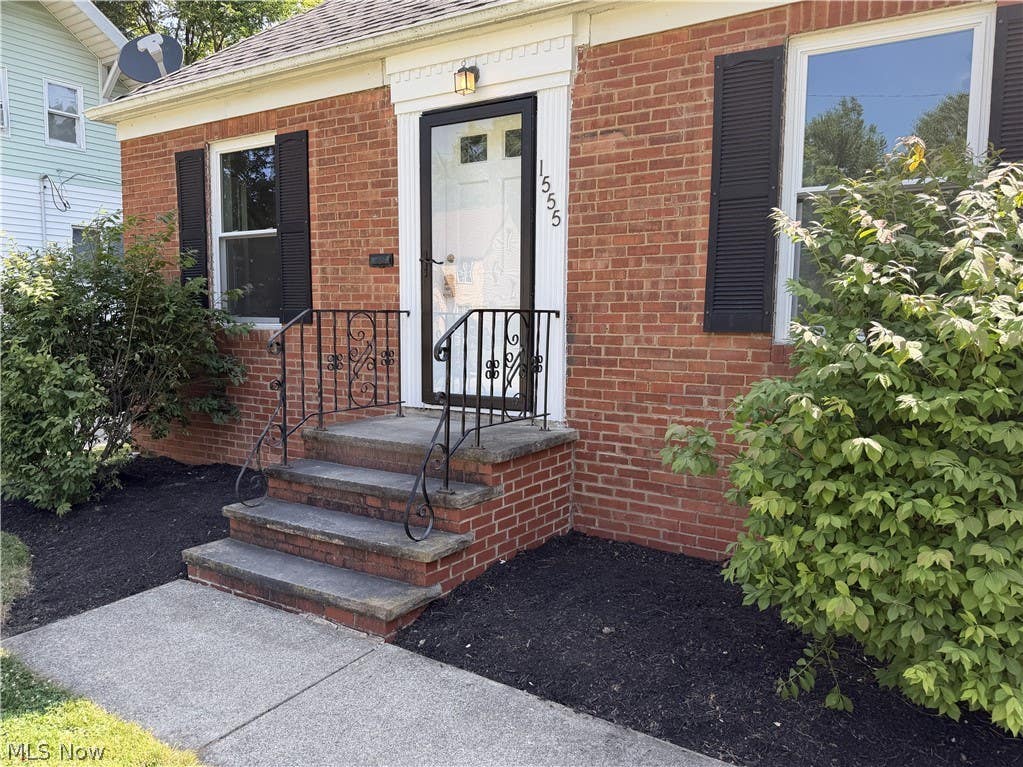 Photo of 1555 Sheffield Road, South Euclid, OH 44121 (MLS # 5224380)