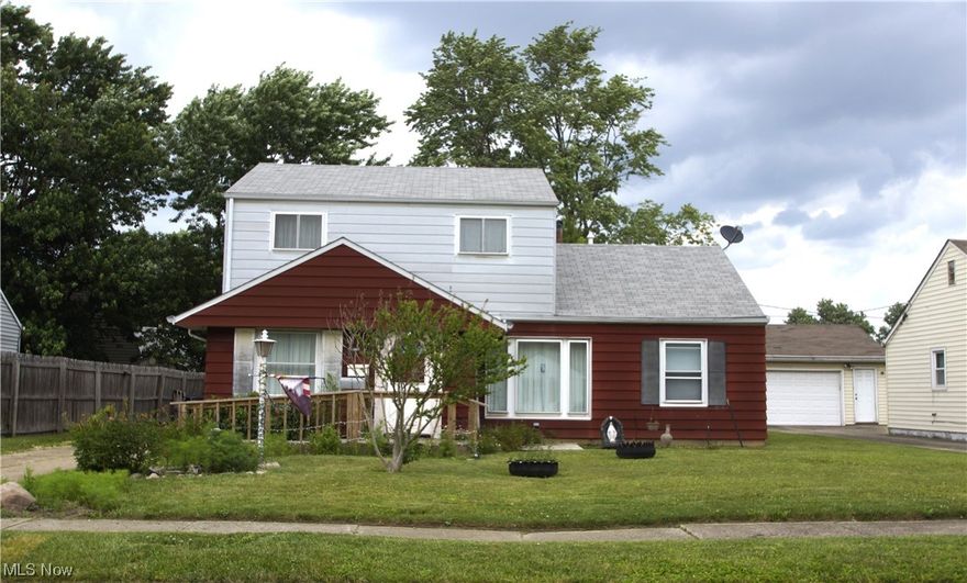 Looking for a spacious starter home that you can put your personal touch on? Look no further than this 5 bedroom, 1 and a half bath gem in Cleveland! With plenty of room for your family to grow, this home is just waiting for someone to give it a little TLC and turn it into their dream home. This is a great opportunity to get into the Cleveland housing market at an affordable price point. With its spacious layout and potential for customization, the possibilities are endless. Whether you're a first-time homebuyer looking for a place to call your own or an investor looking for a fixer-upper to flip, this home is a must-see. Schedule a showing today and see for yourself the potential that this home has to offer.