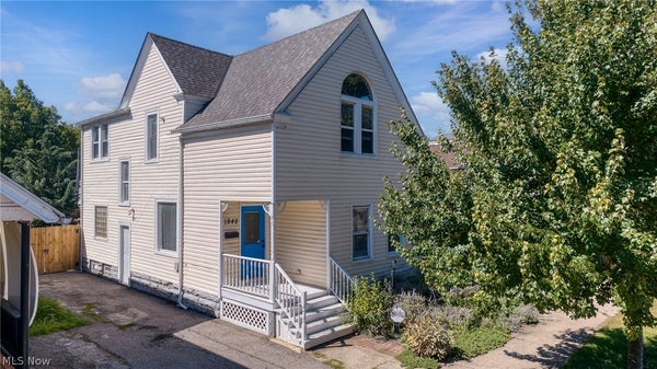 1948 W 47TH ST, CLEVELAND, OH 44102 - Image b50cee08e17a1b2ebda0394c0037a43d/3298298545