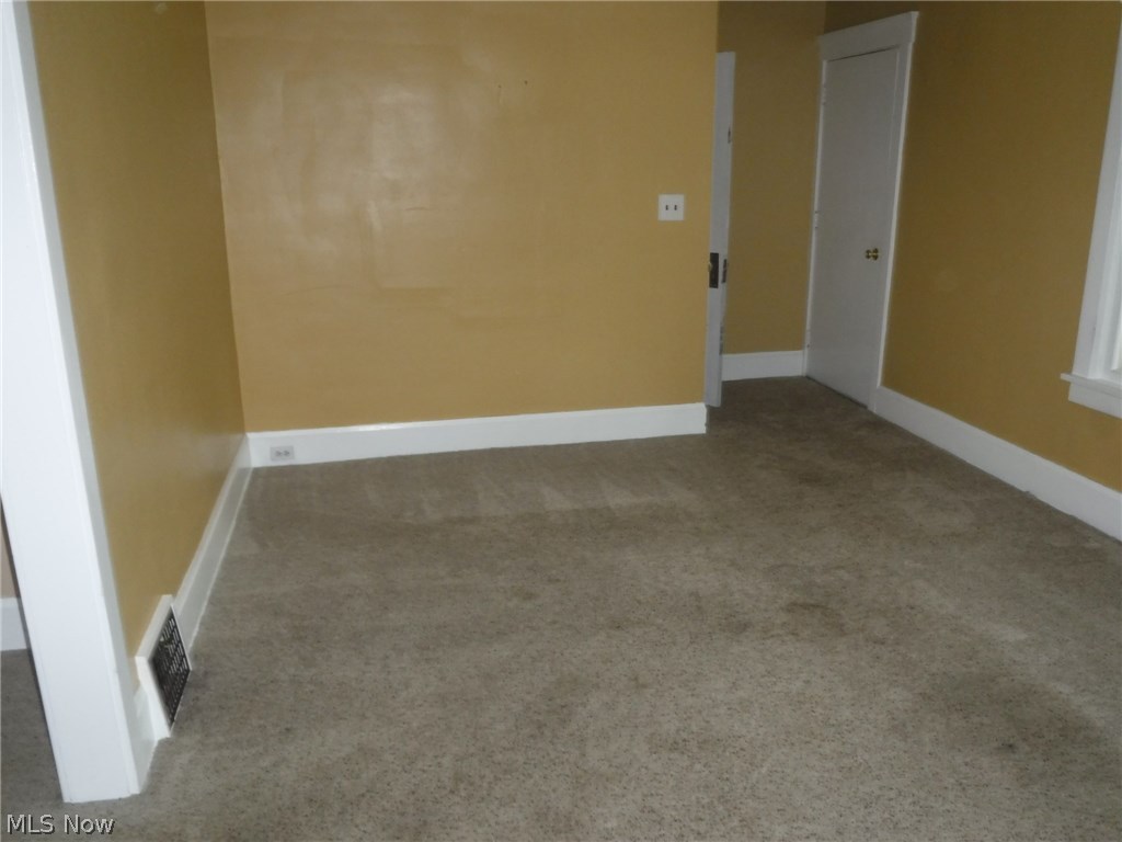 Edgewater Land Co - Residential Income