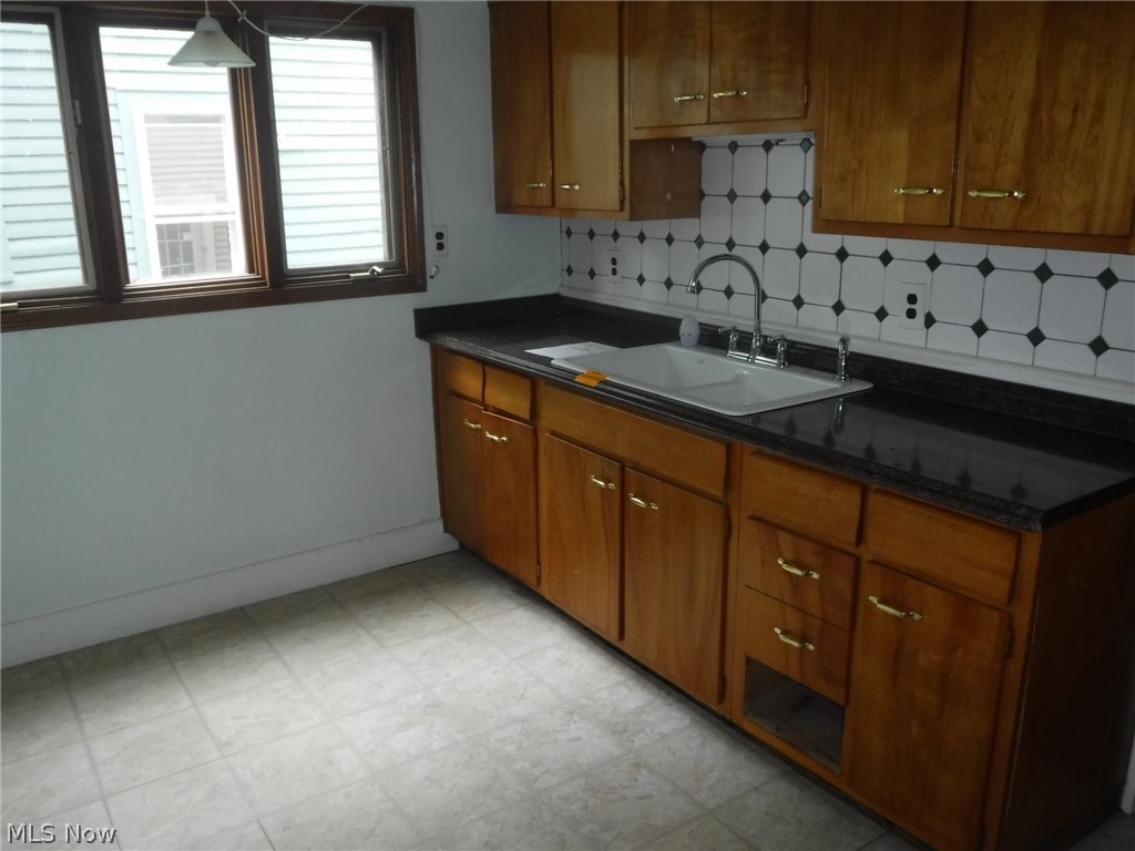 Edgewater Land Co - Residential Income