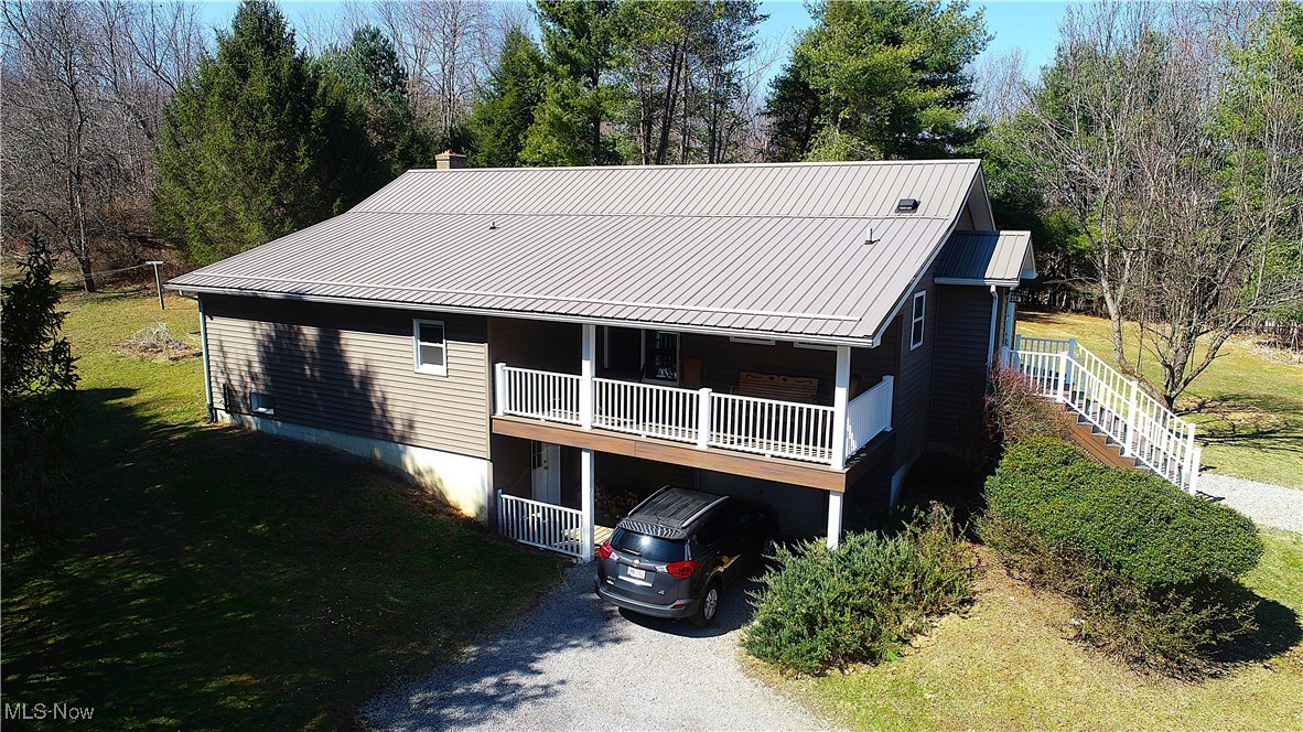 21618 Schenck Creek Road, Howard, Ohio image 2