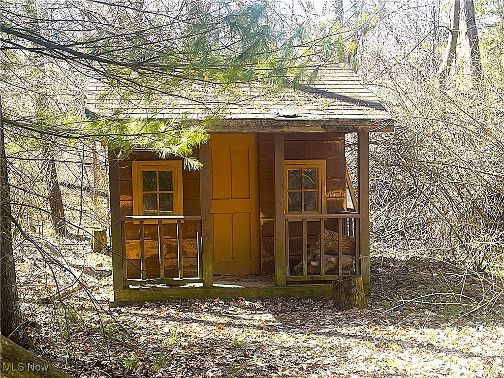 21618 Schenck Creek Road, Howard, Ohio image 24