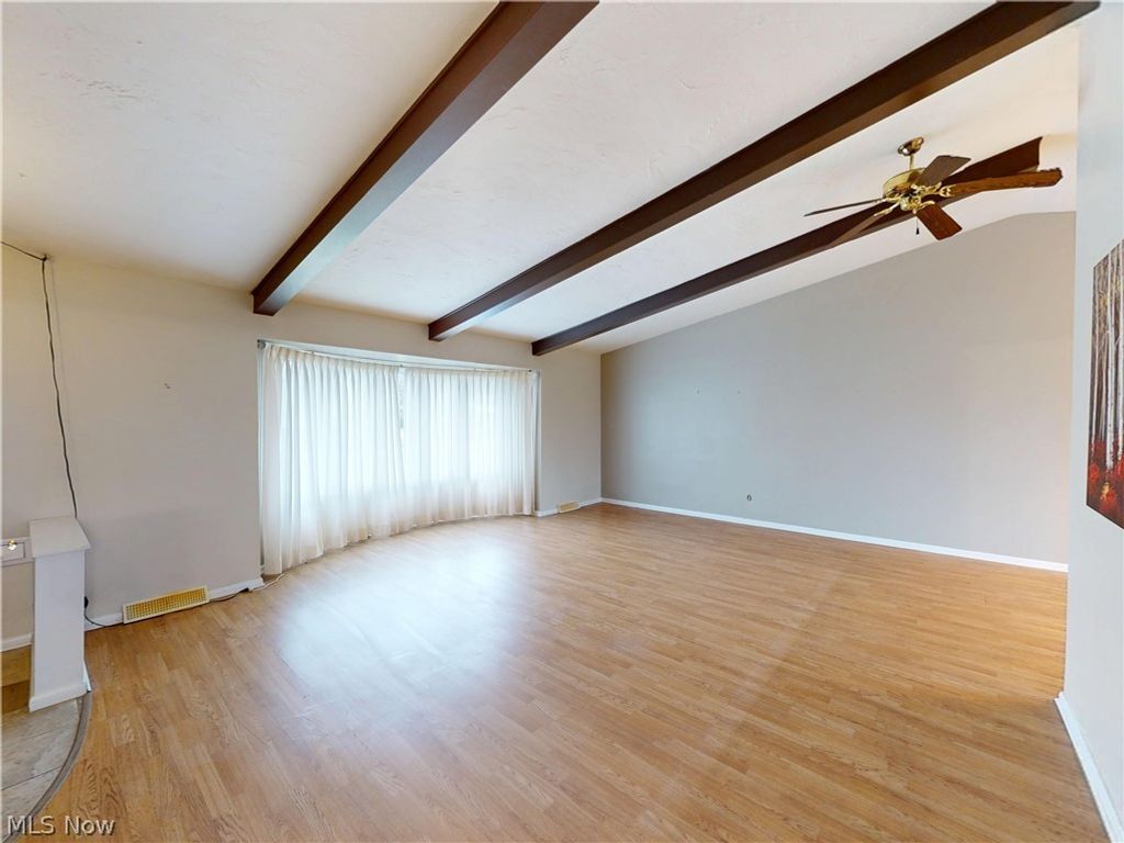 Photo of 904 Rose Boulevard, Highland Heights, OH 44143 (MLS # 5192050)