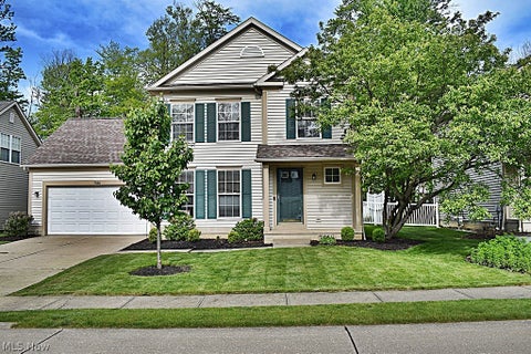 Homes For Sale - 7816 Benton Lane<br/> Hudson, OH 44236